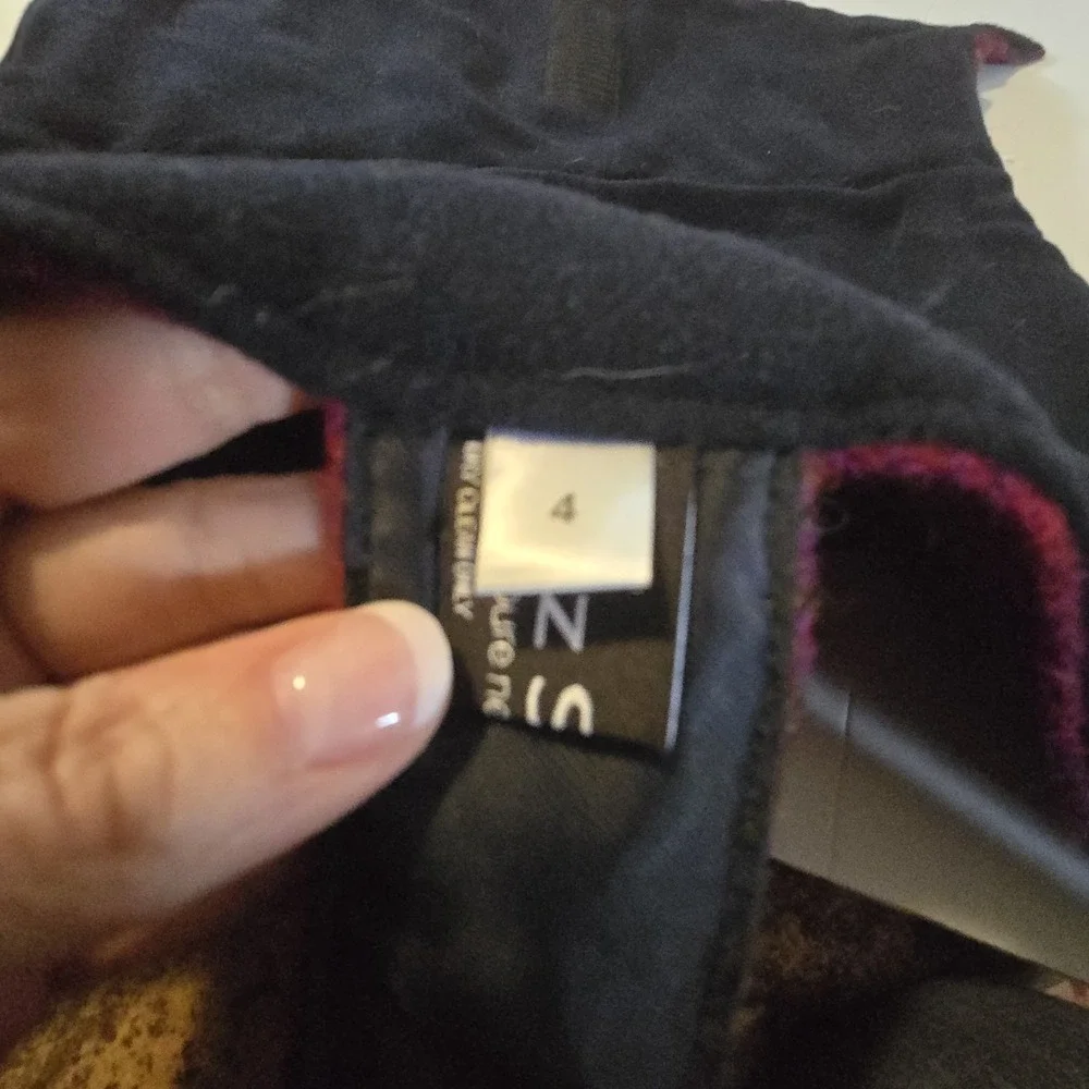 Eliz Scott Harris Tweed‎ Dog Coat Plaid Size 4 LG Magenta Deep Pink Red Scotland